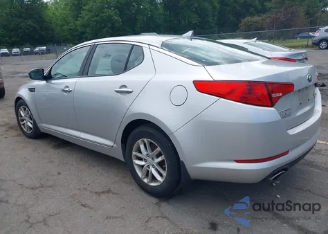 2013 Kia Optima Lx z USA, uszkodzony, nr VIN KNAGM4A71D5442670